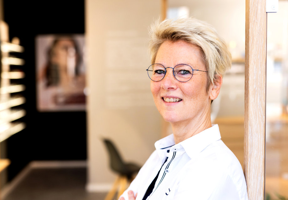 Bei Lieblingsbrille arbeiten wir anders erzählt Augenoptikermeisterin Nicole bei Lieblingsbrille Augenoptik in Berlin